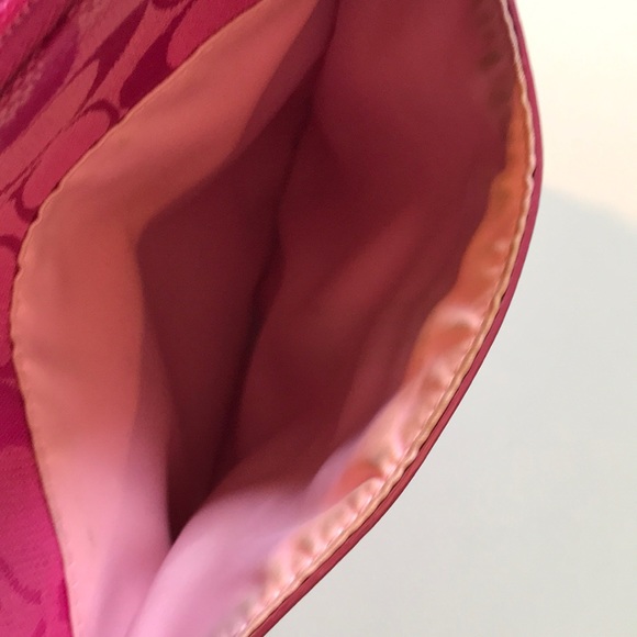 Pink Cross Body Bag like Coach - Picture 7 of 8